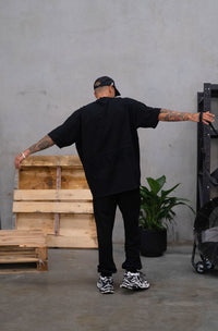 Season Tee - Black