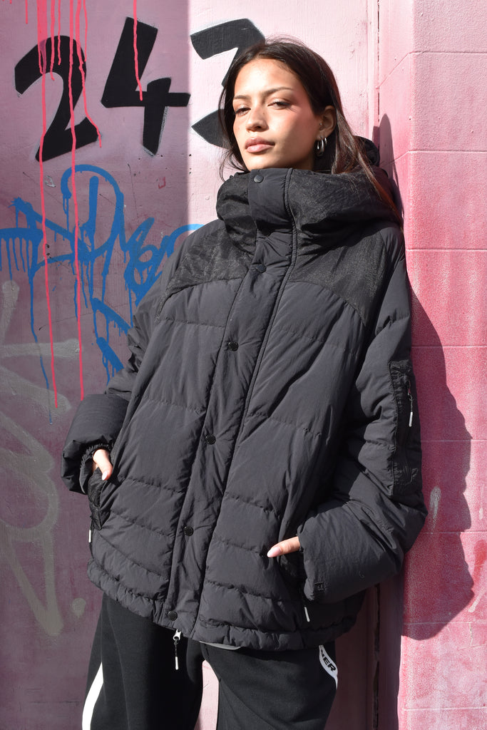 FR Hooded Puffer Jacket Black