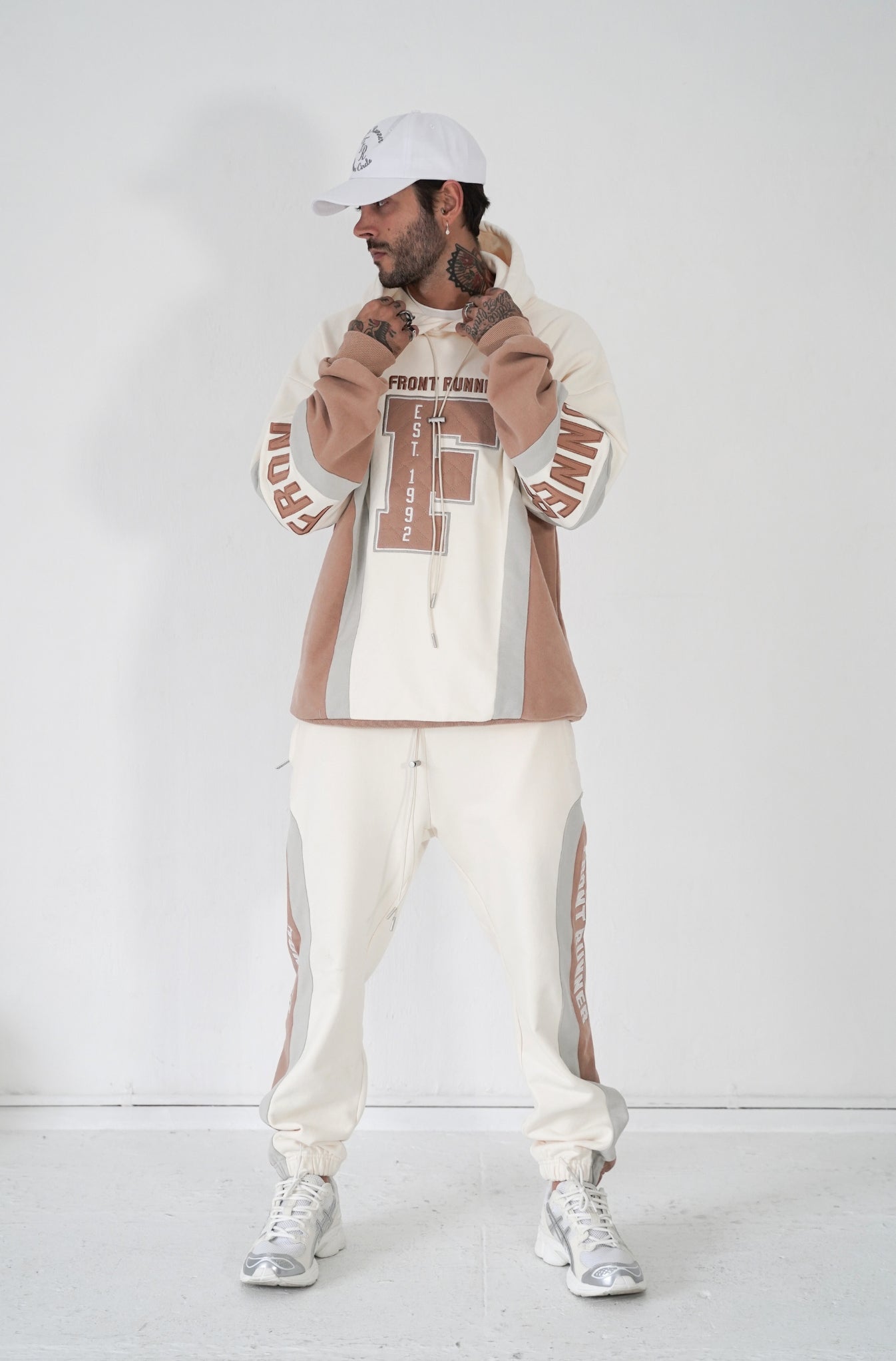 Hockey Trackies - Crème