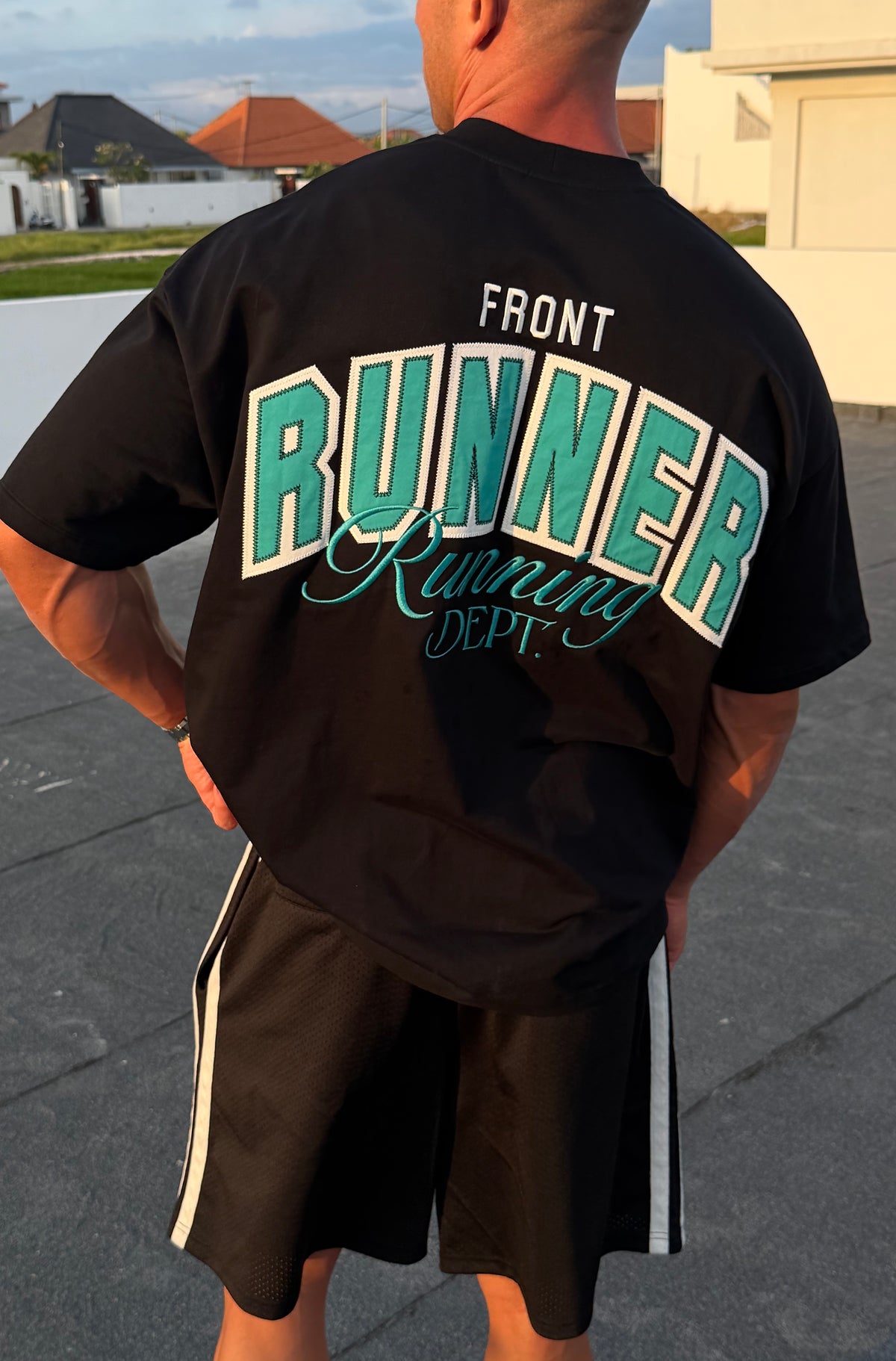 Classic Running Dept Tee Black Tiffany [men]