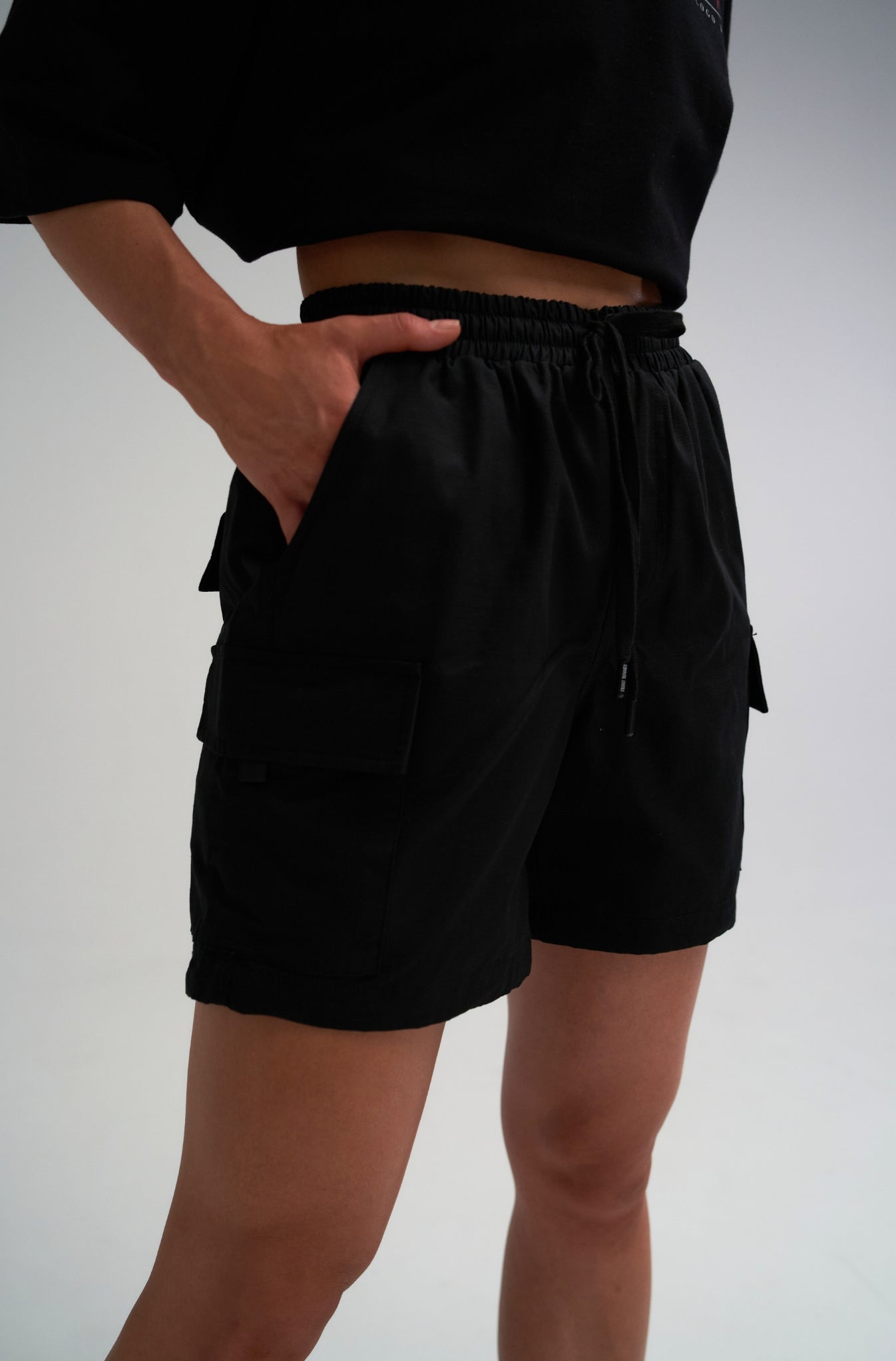 Modern cheap cargo shorts