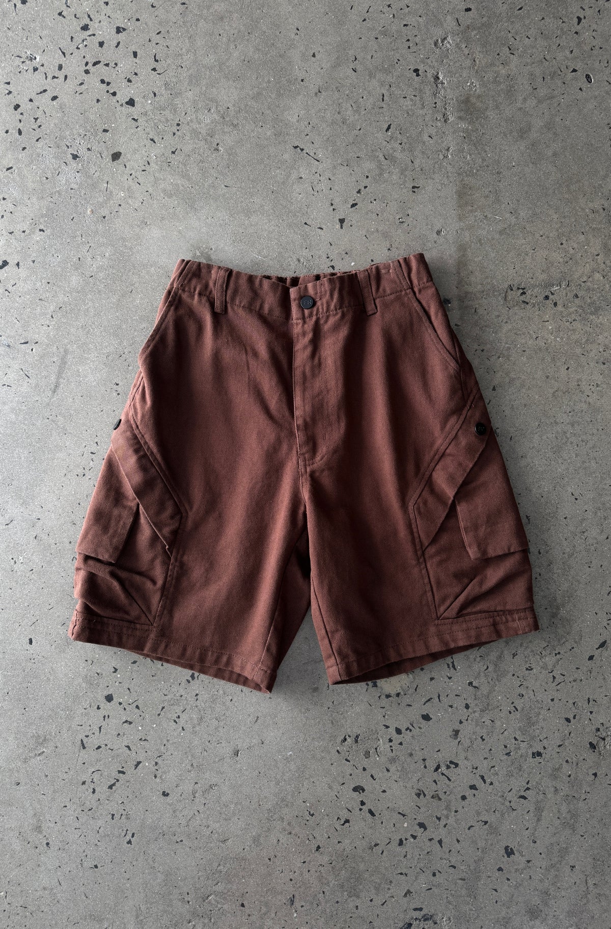 Legacy Pocket Short - Chocolate - Hover