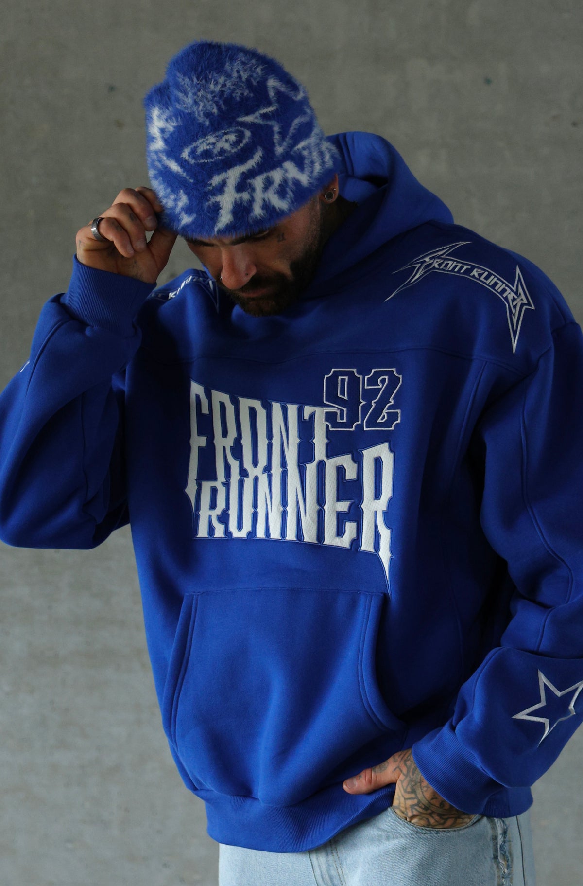 Runner Remix Fuzzy Skull Beanie Cobalt [men]