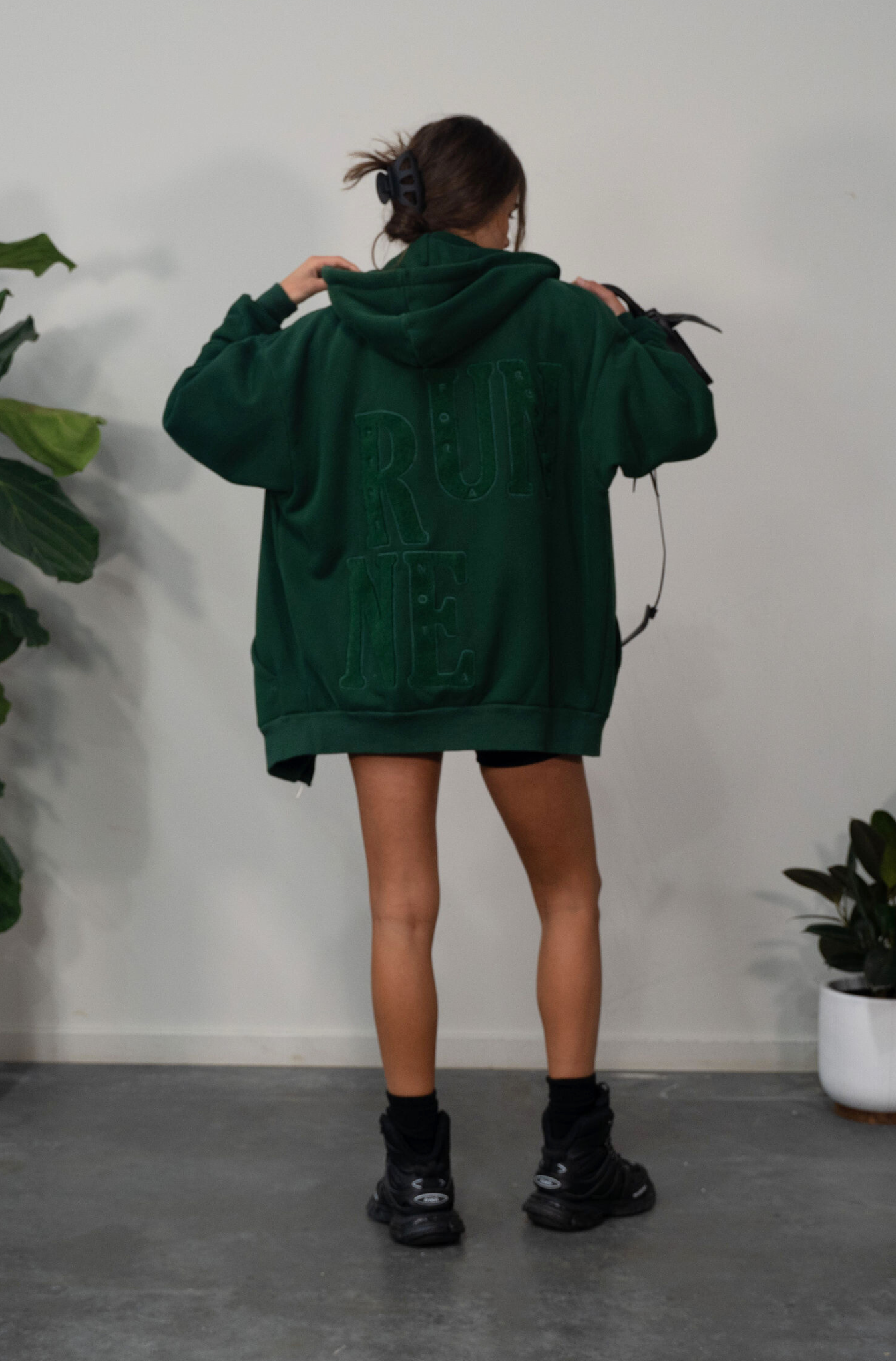 Season Zipped Hood - Forest Green