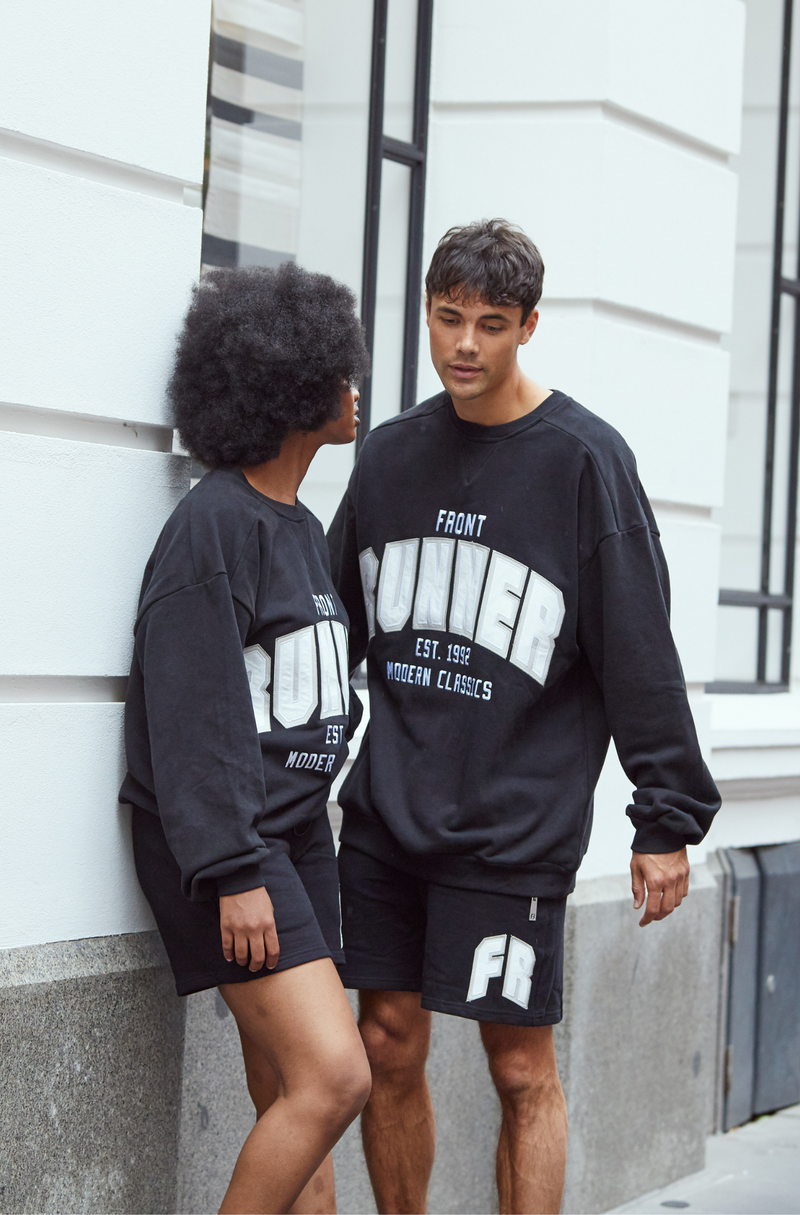 Modern Classics Crewneck - Black